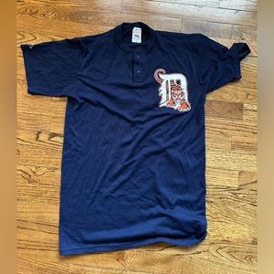 Vintage Detroit tiger shirt